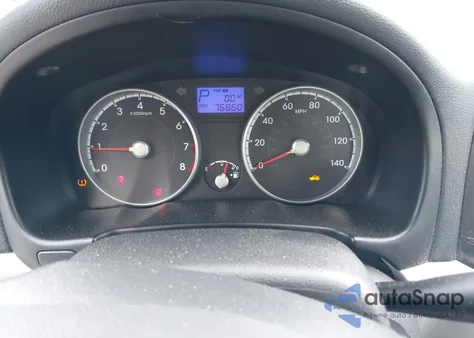 2010 Hyundai Accent Gls z USA, uszkodzony, nr VIN KMHCN4AC3AU431582